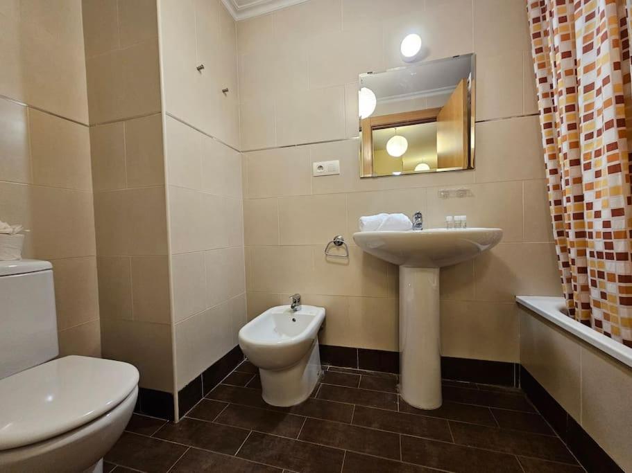 1A106 Amplio Y Comodo Apartamento Gijon Bagian luar foto
