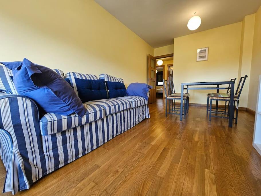 1A106 Amplio Y Comodo Apartamento Gijon Bagian luar foto